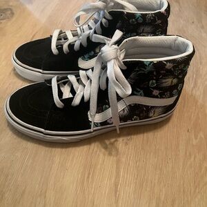 Women’s Floral Print Hi Top Vans